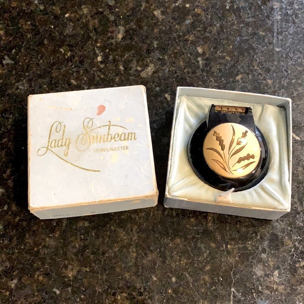 Vintage lady Sunbeam shave master